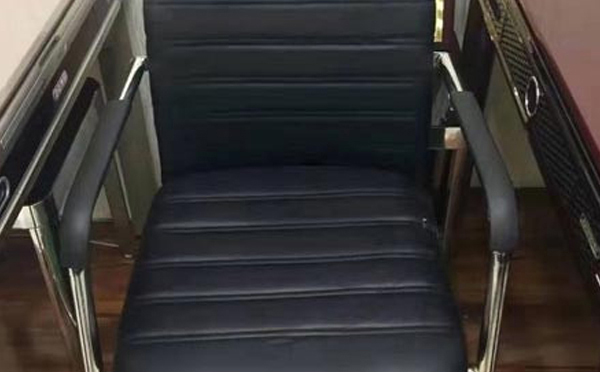 2025年什么牌子新源麻将椅好？选购与保养避坑指南